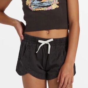 Billabong Girls Mad About You Shorts w/ pockets Size L (12)